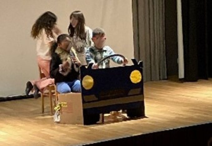 Du texte à la scène : L'atelier théâtre de l’équipe des Libellules