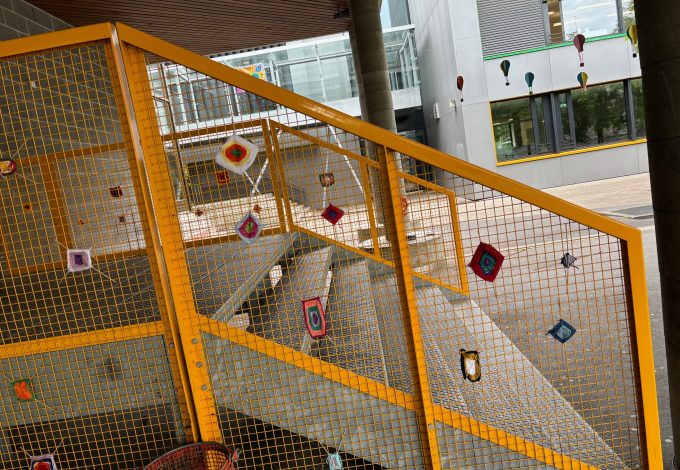 Éclats de couleurs : L'exposition éphémère des Crêts-de-Champel