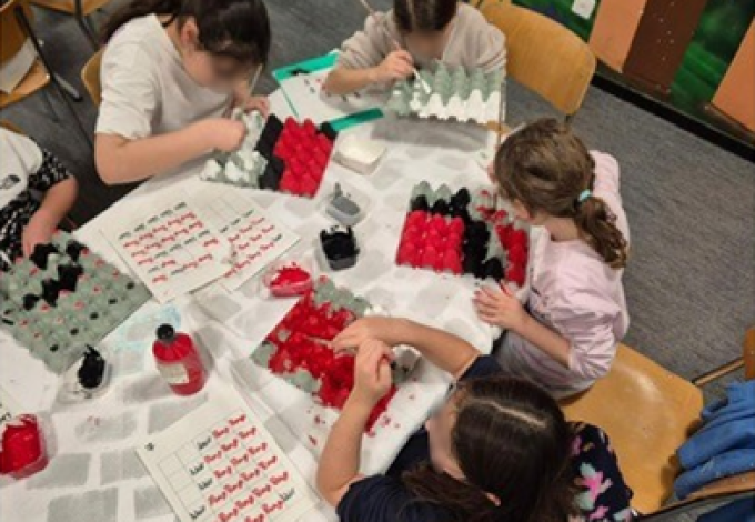 Mario géant en pixel art : un projet coloré à Perly-Certoux