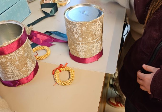 Décoration de Noël avec du matériel de récupération